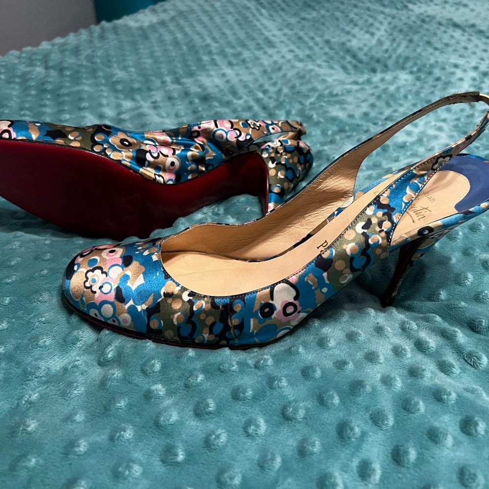 Christian Louboutin RARE! satin flower slingback heels EU 41